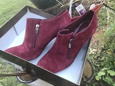 FRANCO SARTO RED MAROON 9.5 CRYSALIS HIGH HEELE ANKLE BOOTIE SUED LEATHER ZIP UP