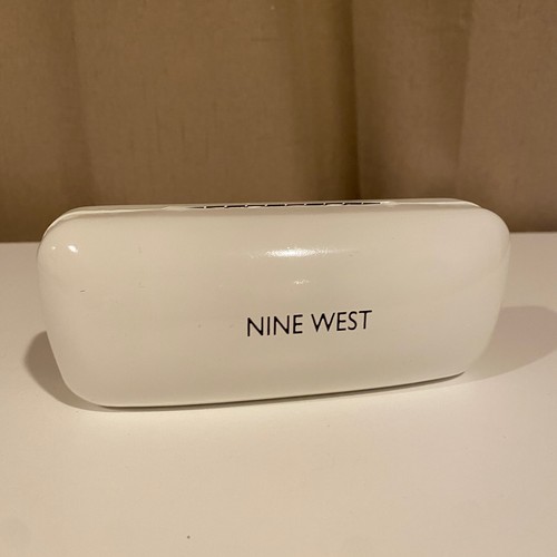 Nine West White Clamshell Glasses Case 6"x3" Hard Shell Eyewear Protector - Picture 3 of 6