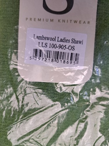 SAOL Women's Irish Lambswool Shawl Wrap Lightweight Poncho, Green, One Size - Picture 4 of 6