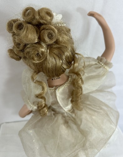 Viktorianische Sammlung 17" verzierte Porzellan-Ballerina-Puppe ""Melissa"" nummeriert - Bild 8 von 13