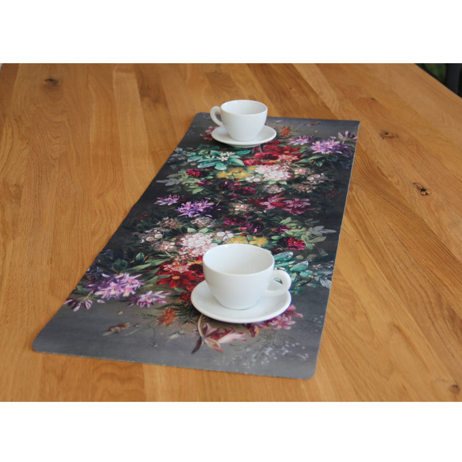 Chemin de table feutre Bertoni pour décoration repas de fête