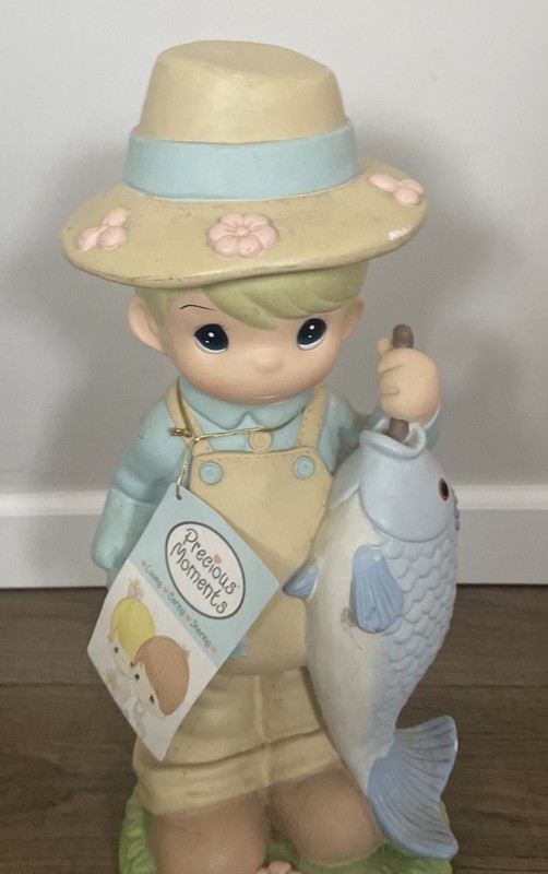 Precious Moments Young Man with Fish Garden Statue - VTG 2005 - LG Size 16-1/2”