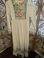 Girls 1970s Embroidered Vintage Peasant Festival Maxi Dress