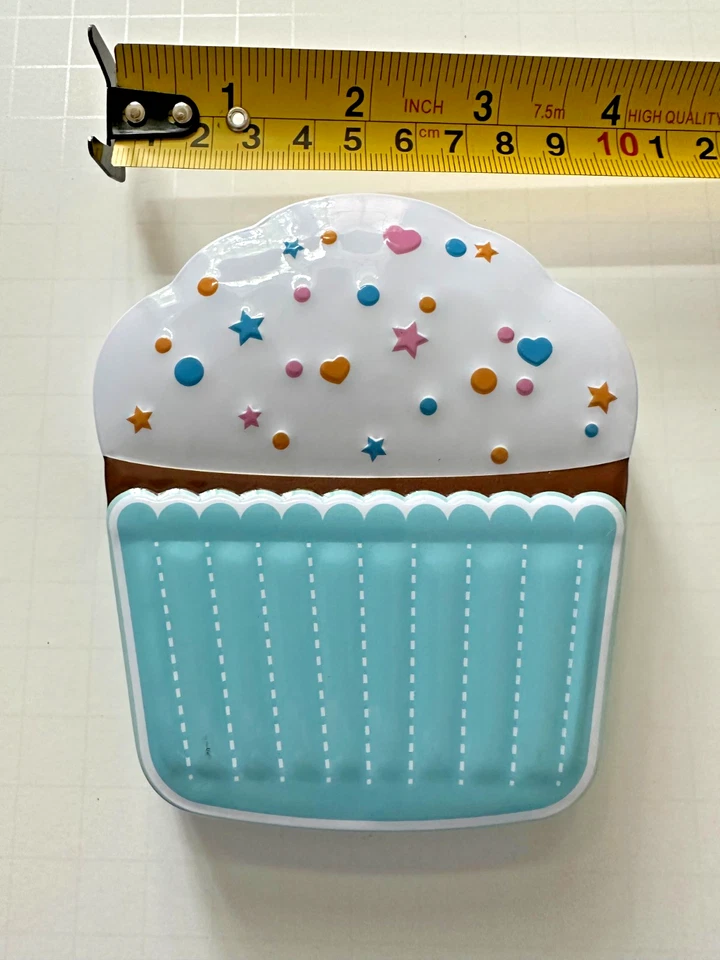 Caja de regalo de lata de cupcakes y tarjetero - ¡Ideal para regalar cumpleaños! Foto 2 de 4