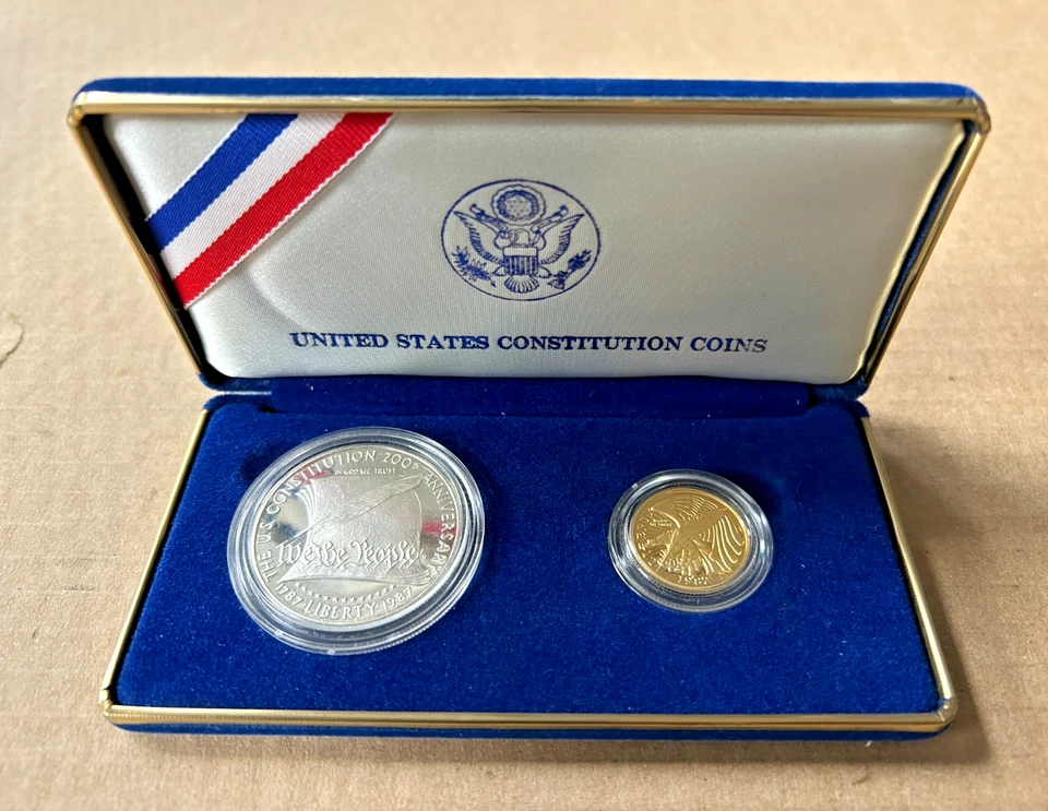 1987 U.S. Constituion 2 Coin Proof Set 5$ Gold & 1$ Silver w/OGP & COA - Image 2 of 4