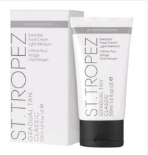 St. Tropez Gradual Tan Classic Everyday Face Cream Light to Medium 50ml