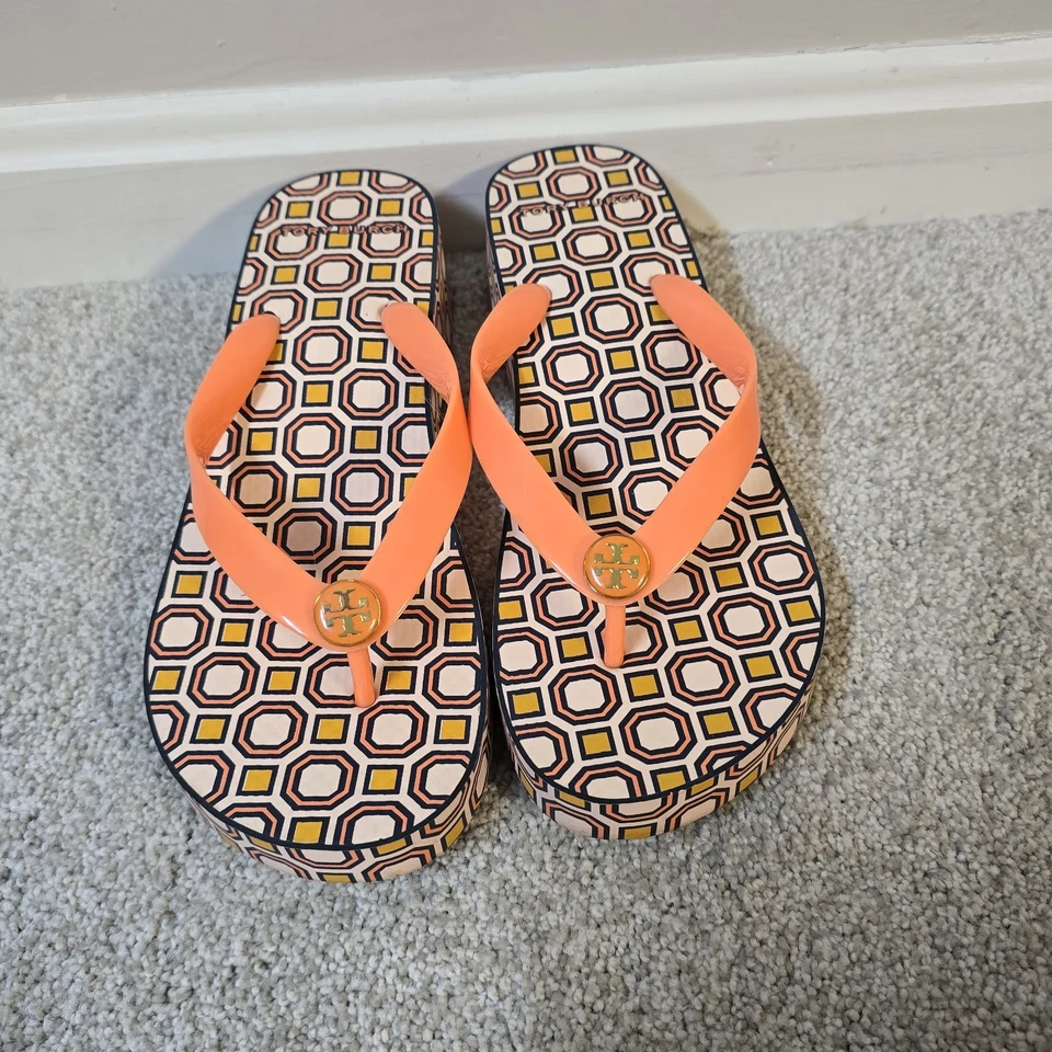 Chanclas Tory Burch Cuña Curvada Recortada Melón Fresco Ballet Rosa Octágono Usadas Foto 3 de 4