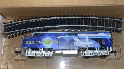 Hawthorne Village Star Trek Express Train U.S.S.ENTERPRISE LOCOMOTIVE new in box