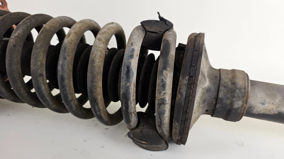 1989-98 Rolls-Royce Bentley Front Right Passenger Side Shock Strut Assembly OEM - Image 4 of 4