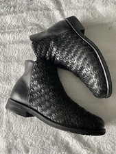 Vintage 90 s Cole Haan Basket Weave Leather Ankle Boots. Sz 6.5