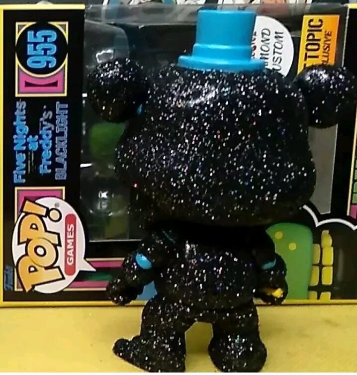 Funko Pop! (DIAMOND) Five Nights At Freddy's (Blacklight