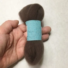 HR045-005 MOREZMORE COCOA BROWN 5g Merino Fine Wool Roving 66S for Needle Felt