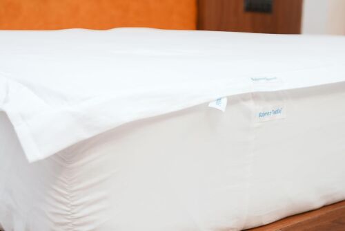 Elegant King Zip On Fitted Sheet - 600 TC Cotton for Perfect Night's Sleep - Picture 5 of 10