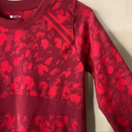 NWT Red Camo Print Long Stretch Ponte Sleeve Athletic Zella top Size Small - Picture 5 of 9