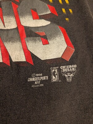 Vintage Chicago Bulls 1998 NBA Champions Benny The Bull Shirt L