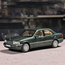 NOREV 1:18 Benz C-Class 1993 Green Alloy — Collectible Display Gift Model