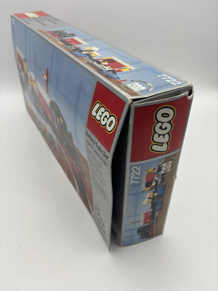 LEGO 7722 Steam Cargo Train - 100% Complete w/ Box and Instructions - Image 4 of 4