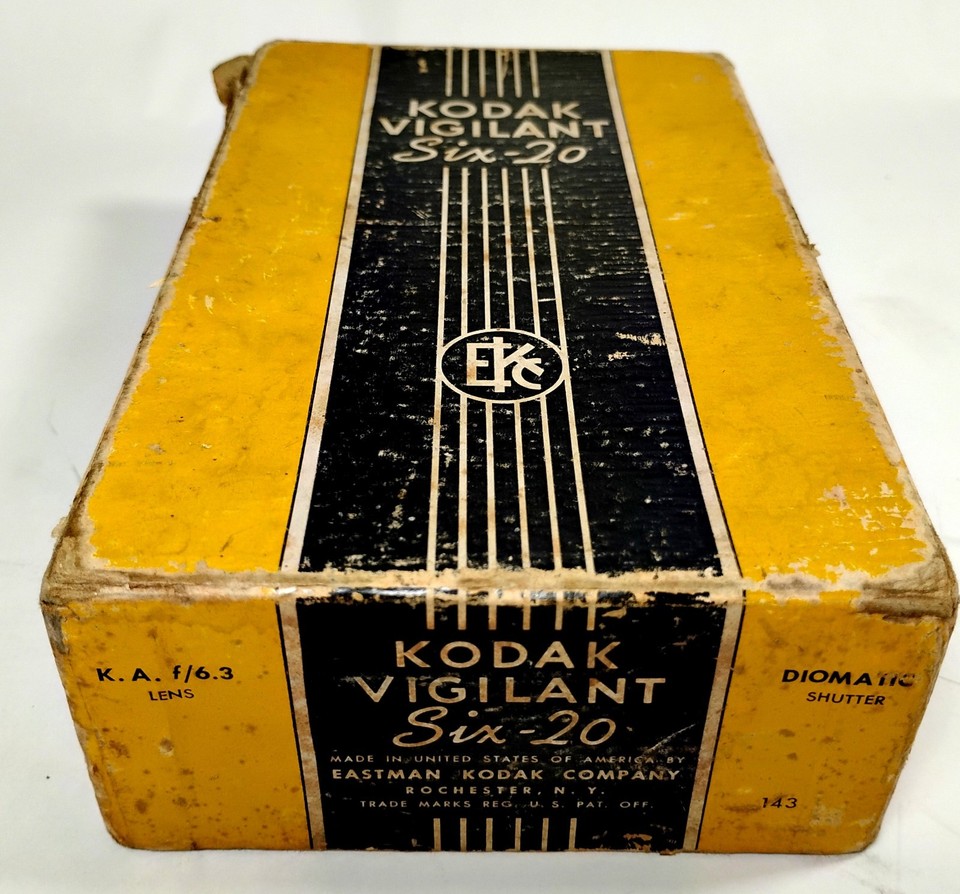 Vintage Kodak Vigilant Six-20 Folding Camera (a