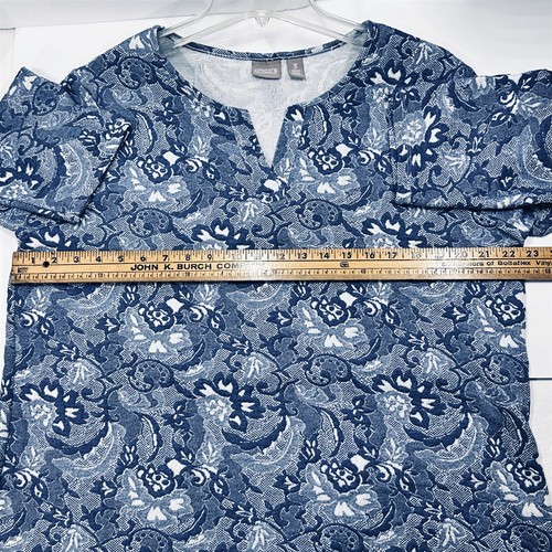 Camicetta donna Chico's taglia 3 con maniche a 3/4 in blu floreale astratto - Foto 5 di 7