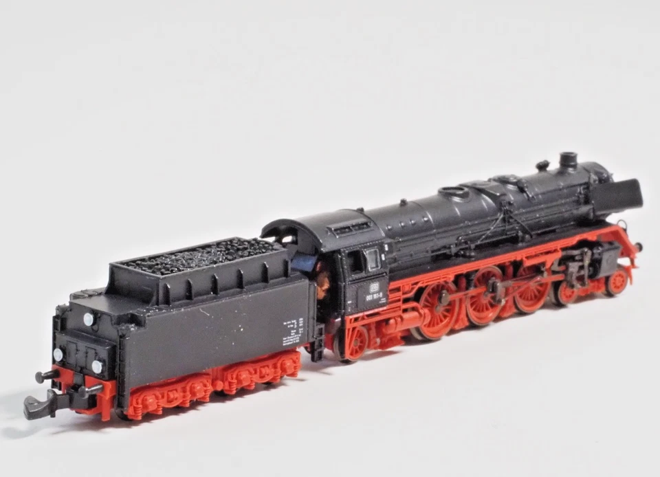 88010  Marklin Z-scale Class 001  Express Steam Locomotive 5 pole motor INSIDER - Image 2 of 4