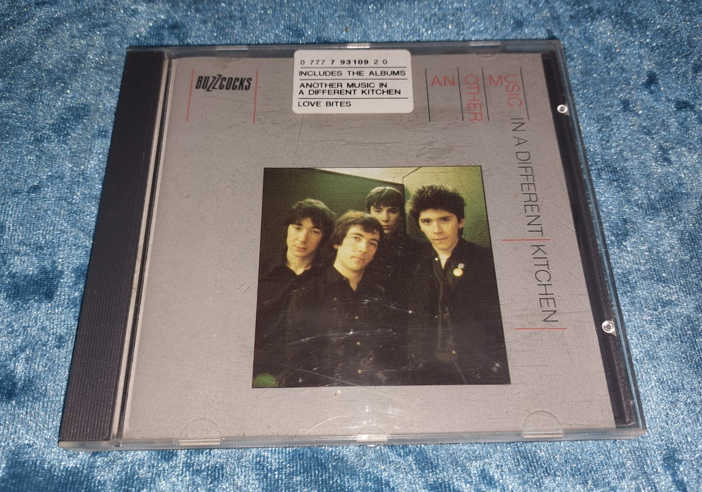 Buzzcocks – Another Music In A Different Kitchen / Love Bites CD Album Excellent