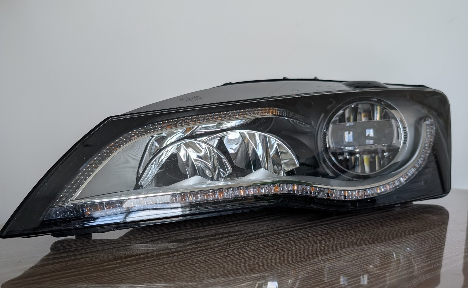 Audi R8 2007-2012 LEFT Headlight