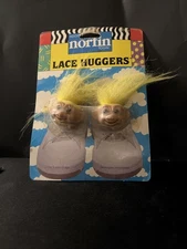 Vintage Norfin Trolls Shoe Lace Huggers Clips yellow Hair MIP 1991