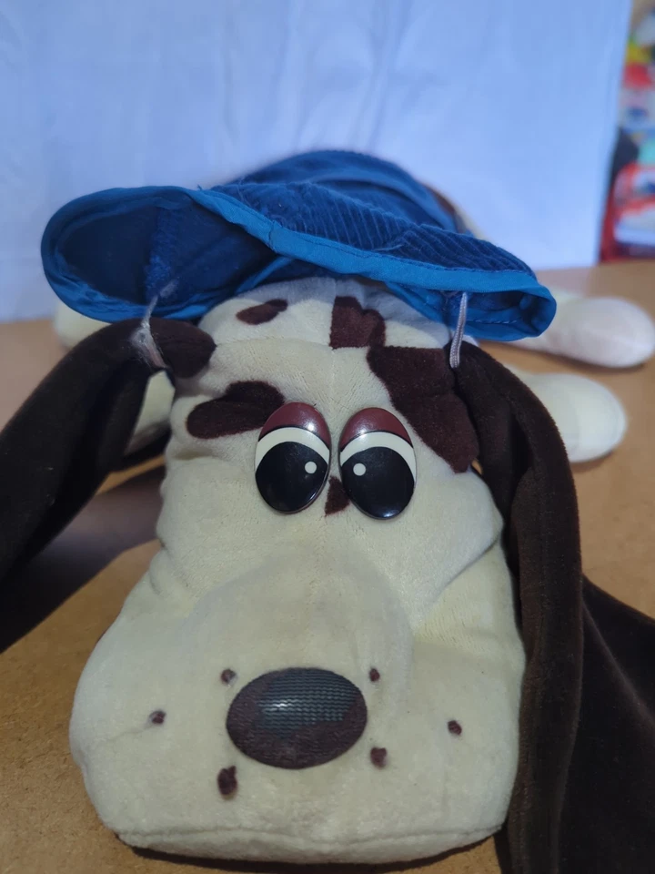 Horny Pound Puppies 18" Hound Dog Plush With Sound Collar & Outfit Vintage Works - Image 2 of 4