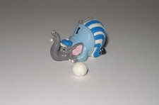 Dribbelboys 1990 "Paraden Pauli" mit Ball