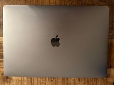 Apple MacBook Pro Retina 15  TOUCHBAR i7 2,6 Ghz 256 GB SSD 16 GB RP450 2016