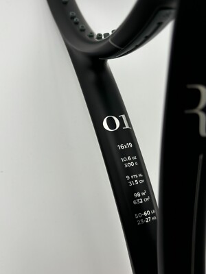 2024-25 WIlson RF01 300G 4-1/4 Grip#2 *New Condition* 16x19 w