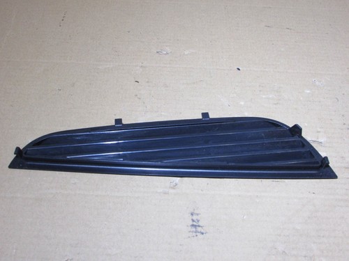 Range Rover L322 3.6 centre console arm rest storage RH side vent grille - Picture 5 of 6