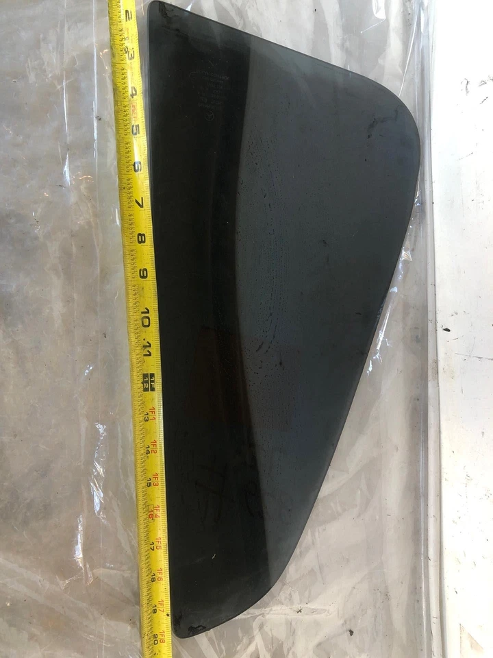 Mercedes Benz ML430 1998-2005 ventana de vidrio de ventilación trasera con controlador de tinte izquierdo OEM Foto 3 de 4