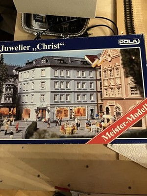 Pola Stadthaus 112 Meistermodel Juwelier Christ