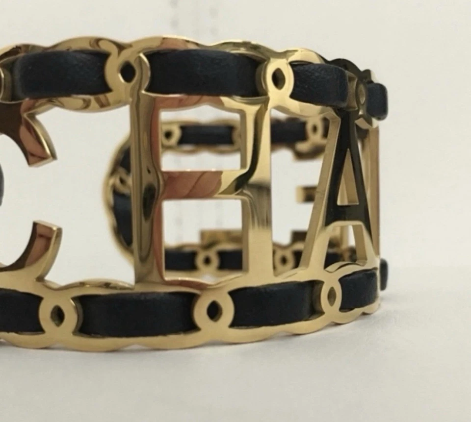 Pulseira elegante de luxo designer CHANEL - Imagem 3 de 4