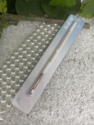 essence Precise Eyeliner Brush Eyelinerpinsel Pinsel präzise 1 Stück vegan *neu*