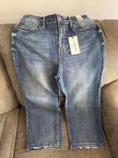 Judy Blue Women's Straight Medium Wash Blue Denim Button Frayed Hem Ankle Jeans