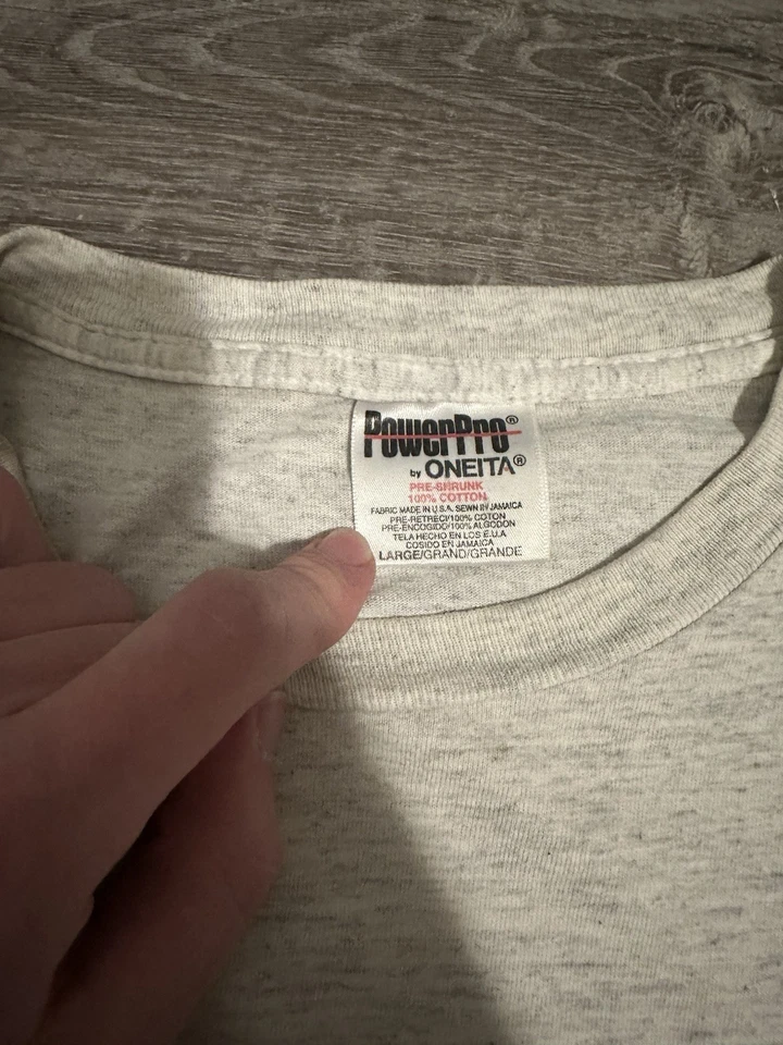 Camiseta Vintage Años 90 Louisville Slugger “La Leyenda del Murciélago” Oneita Talla L Años 90 Foto 3 de 4