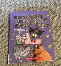 There Was an Old Lady Who Swallowed a Bat!: A Board Book - Board book  