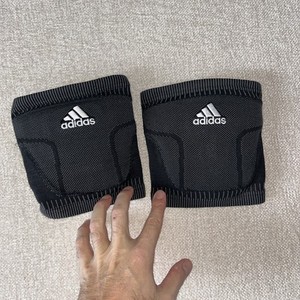 Adidas Medium Volleyball Kneepads