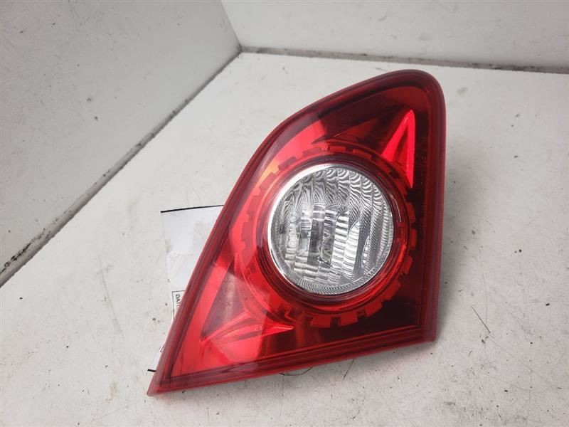 08-15 ROGUE Japan Built Driver Tail Light VIN J 1st Digit 411253