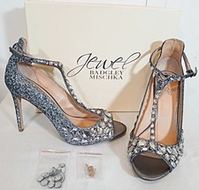 NIB Badgley Mischka Jewel 8.5 M Silver Rhinestone Glitter Tstrap Stiletto Heels