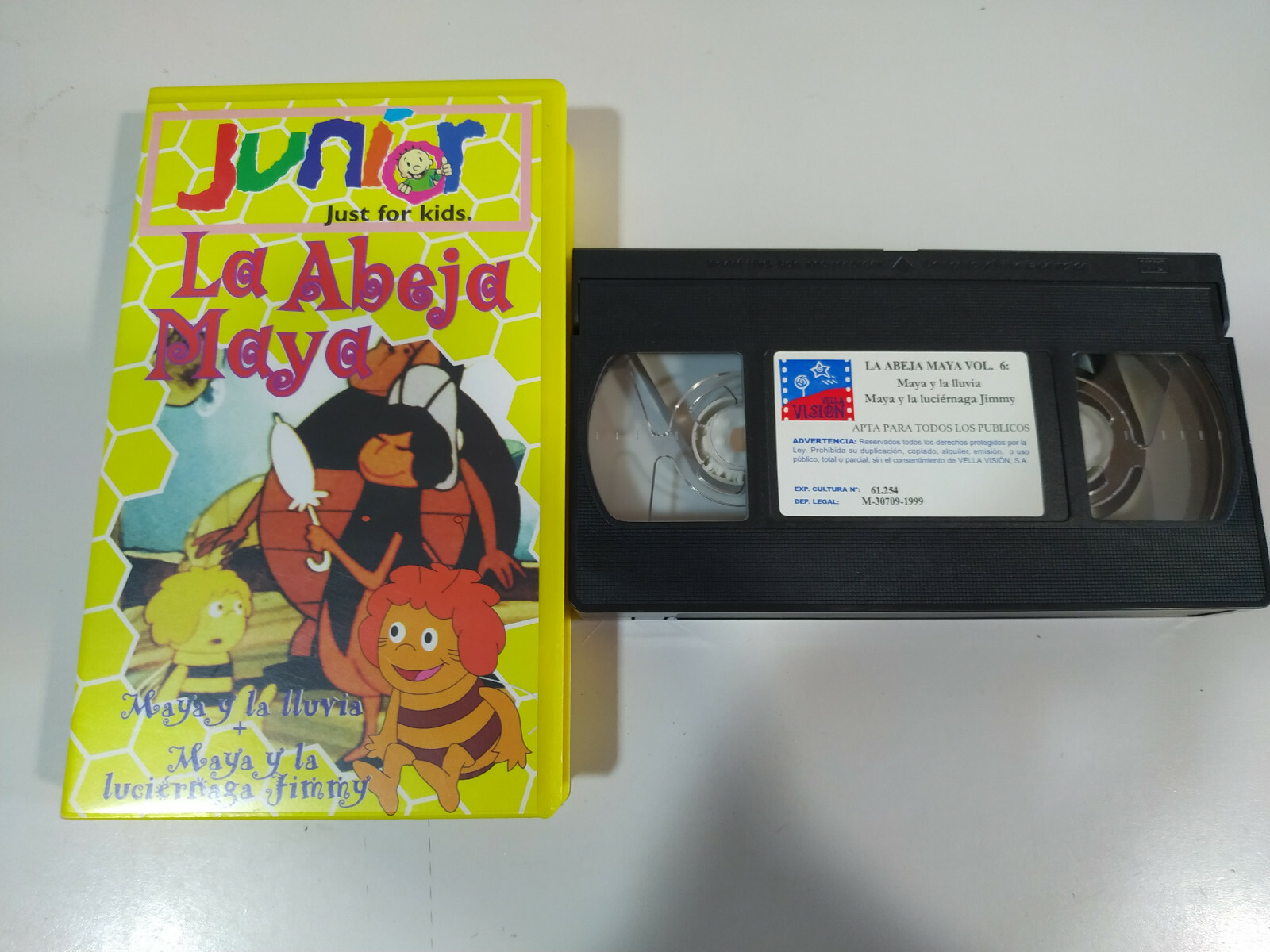 ABEJA MAYA TV Series - Episodes 11 And 12 - VHS Tape Spanish