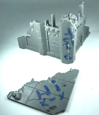 Classic Urban Gothic Ruined Building Scenery Warhammer 40K Games Workshop C1242