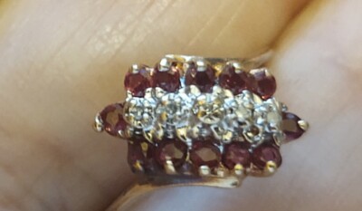 SCHÖNE DAMEN 10K Y. GOLD RUBIN & DIAMANT RING 2,40 Gramm Gr. 6 ((662))