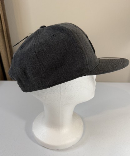 NWT ULTRA GAME NBA LOS ANGELES LAKERS SNAPBACK FLAT BRIM CAP BLACK - Picture 6 of 9