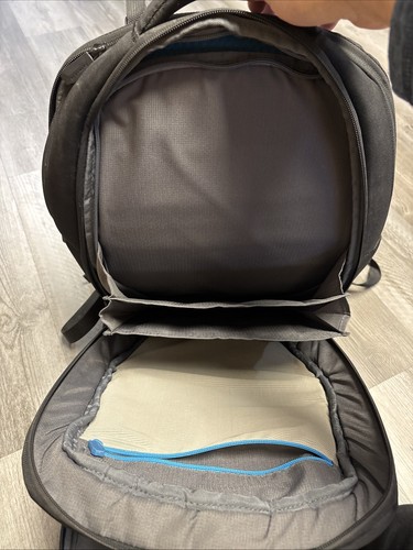 Dell Alienware 17" AWVP17 Backpack, Black - Picture 5 of 10