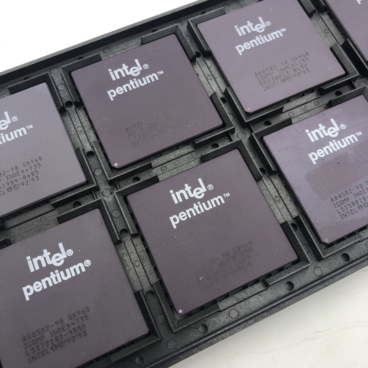 Vintage Intel Pentium 90 Mhz CPU 1992 P90 A80502-90 Ceramic Vintage Intel Pentium 90 Mhz CPU 1992 P90 A80502-90 Ceramic