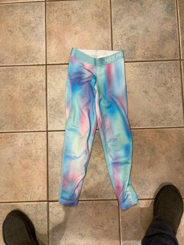 Girls Nike Pro size M Dri-Fit Leggings 