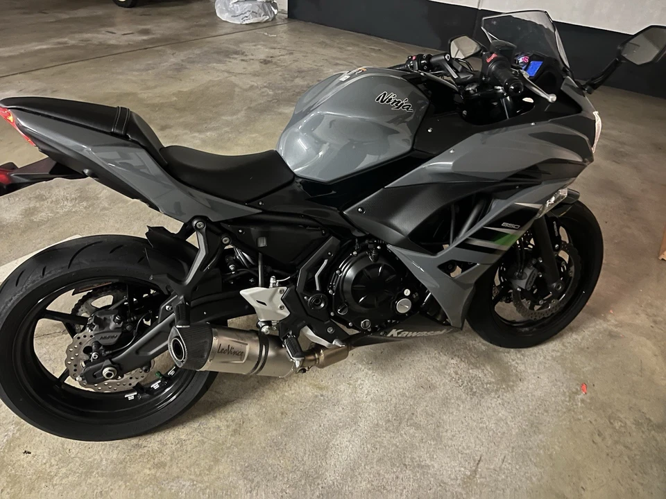 Kawasaki Ninja 650 - Bild 2 von 4